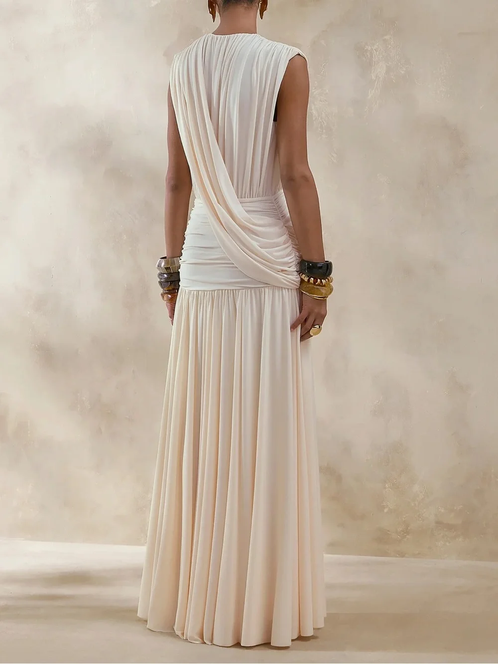 GLORINA Cream Plunge-Neck Maxi Dress With Draped-Detailing - Picture 2 of 5
